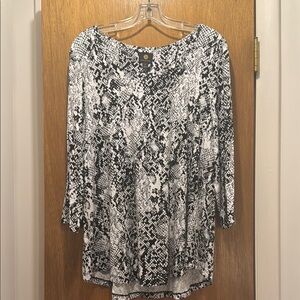 JM Collection Black and White Graphic 3/4 Sleeve Blouse